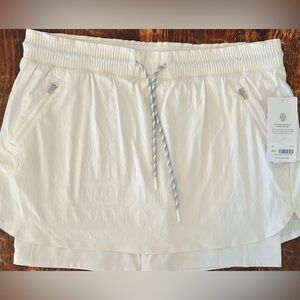 Athleta Womens 14 Cream Trekkie Skort